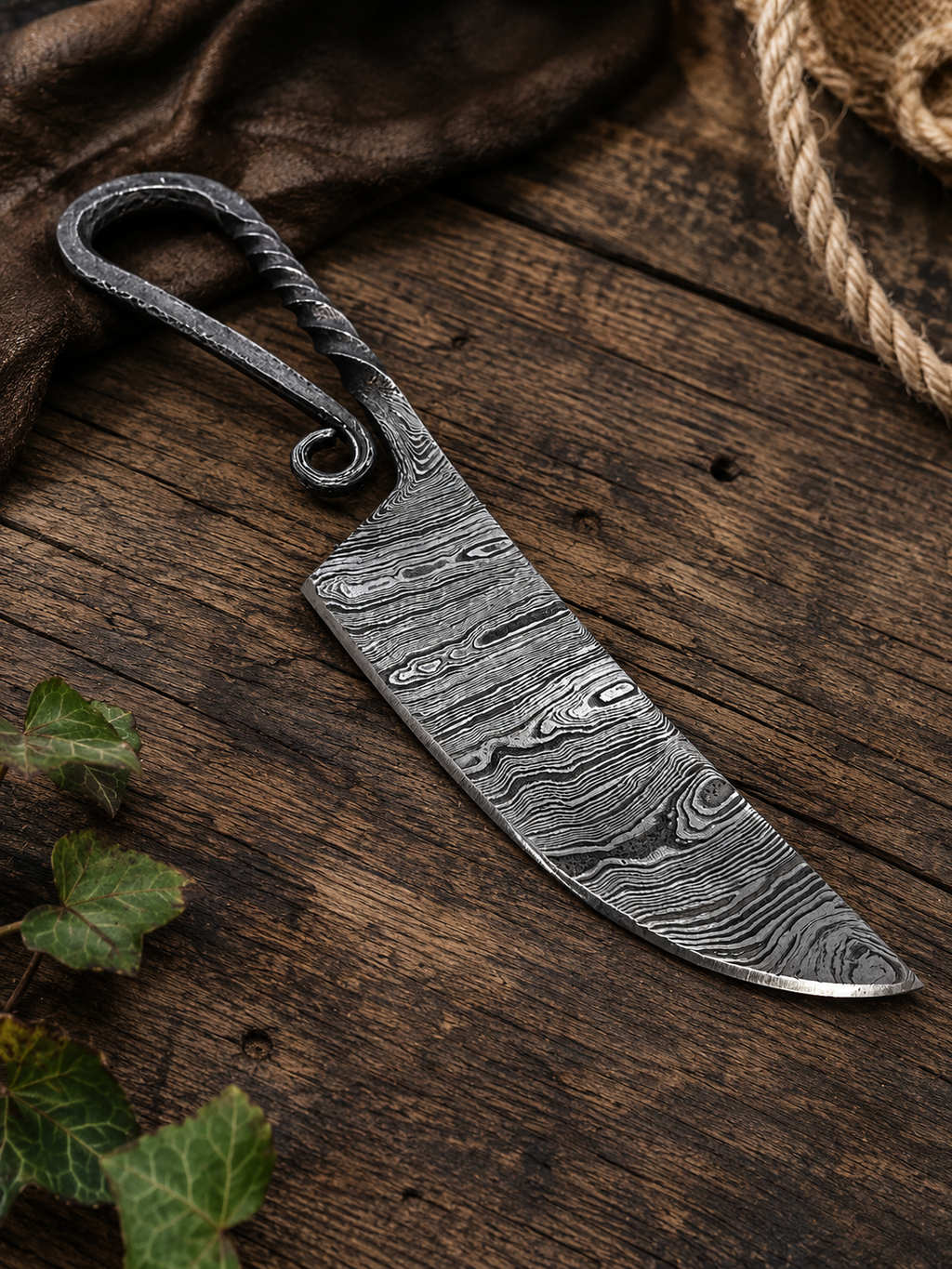 Ladder Damascus Blacksmith Knife